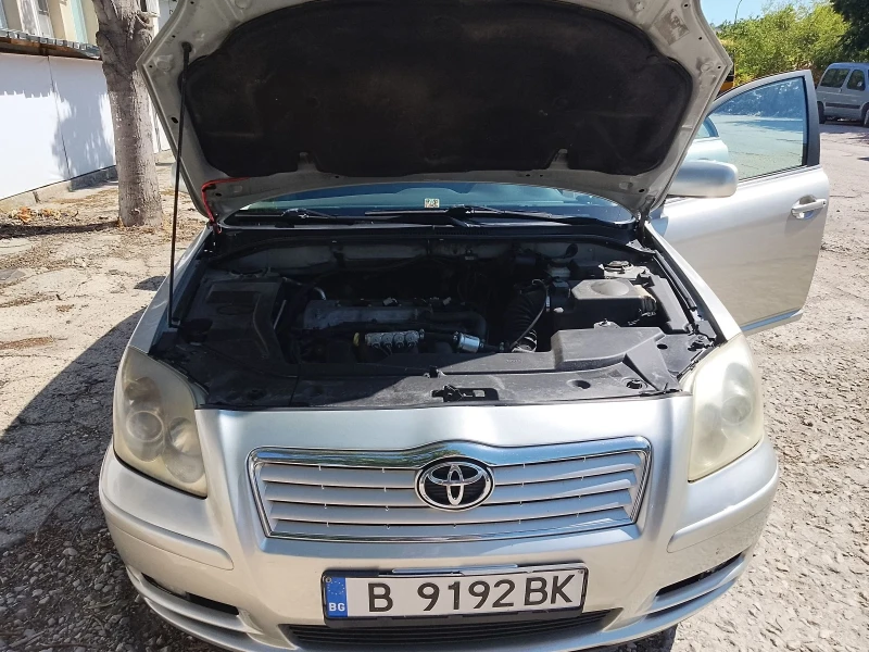 Toyota Avensis, снимка 5 - Автомобили и джипове - 52314293