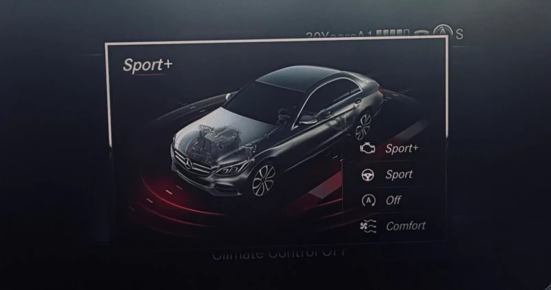 Mercedes-Benz C 300 4matic, снимка 16 - Автомобили и джипове - 52281408