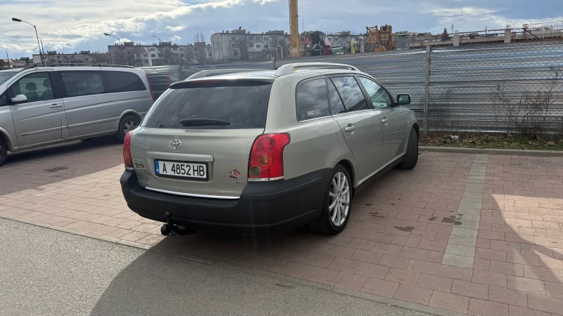Toyota Avensis, снимка 8 - Автомобили и джипове - 52968890
