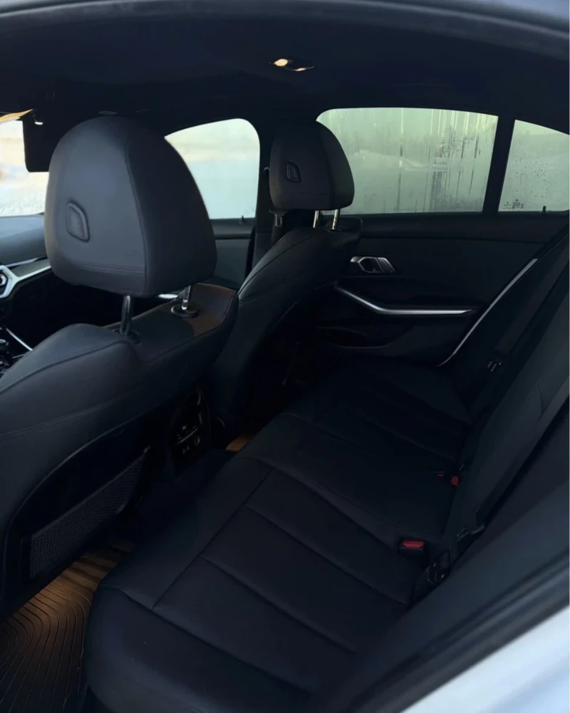 BMW 330 * * CARFAX * * АВТО КРЕДИТ * * , снимка 10 - Автомобили и джипове - 53205707