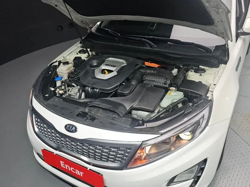 Kia K5 2.0, снимка 6 - Автомобили и джипове - 54262141
