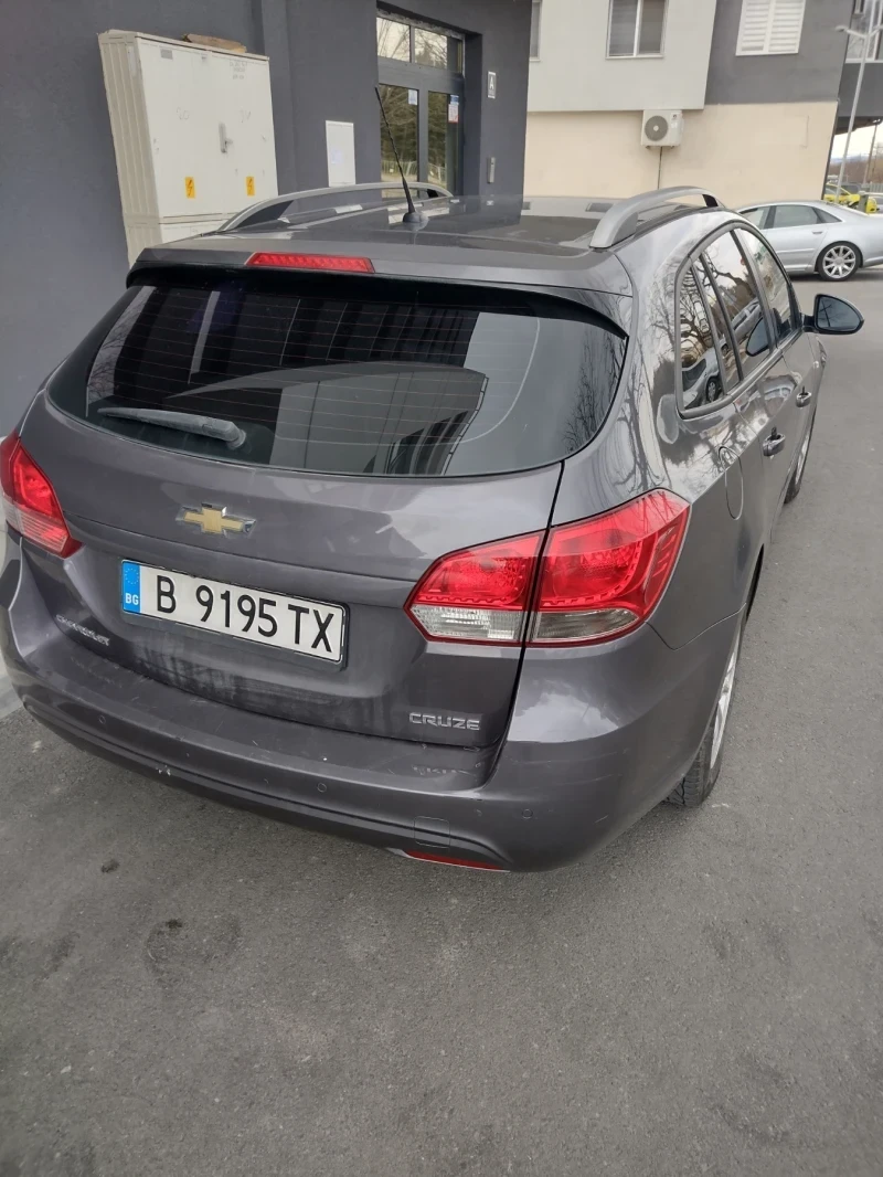 Chevrolet Cruze 1.7 TDI Ecotec, снимка 4 - Автомобили и джипове - 54391967