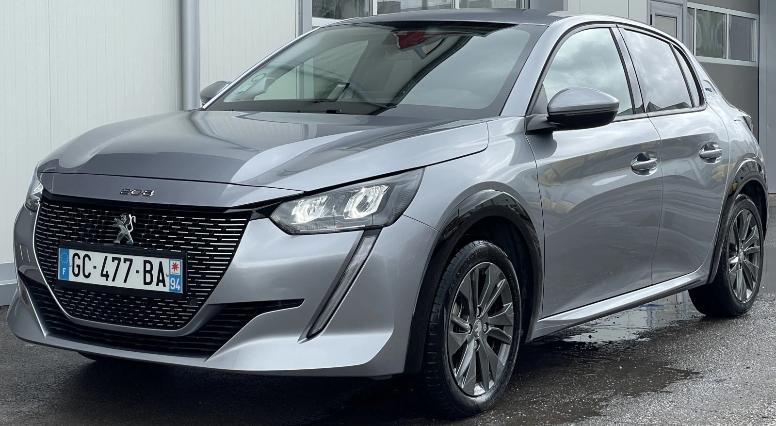 Peugeot 208 electric drive 100 kW Style, снимка 1