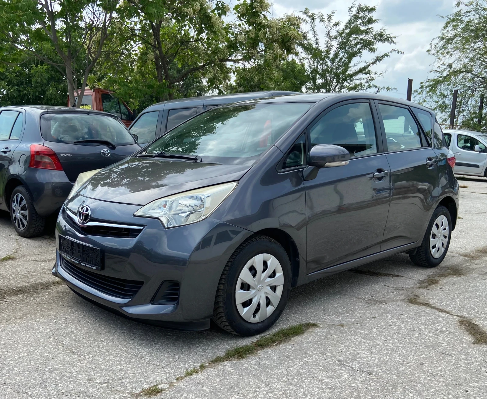Toyota Verso S 1.33vvt-i, снимка 1