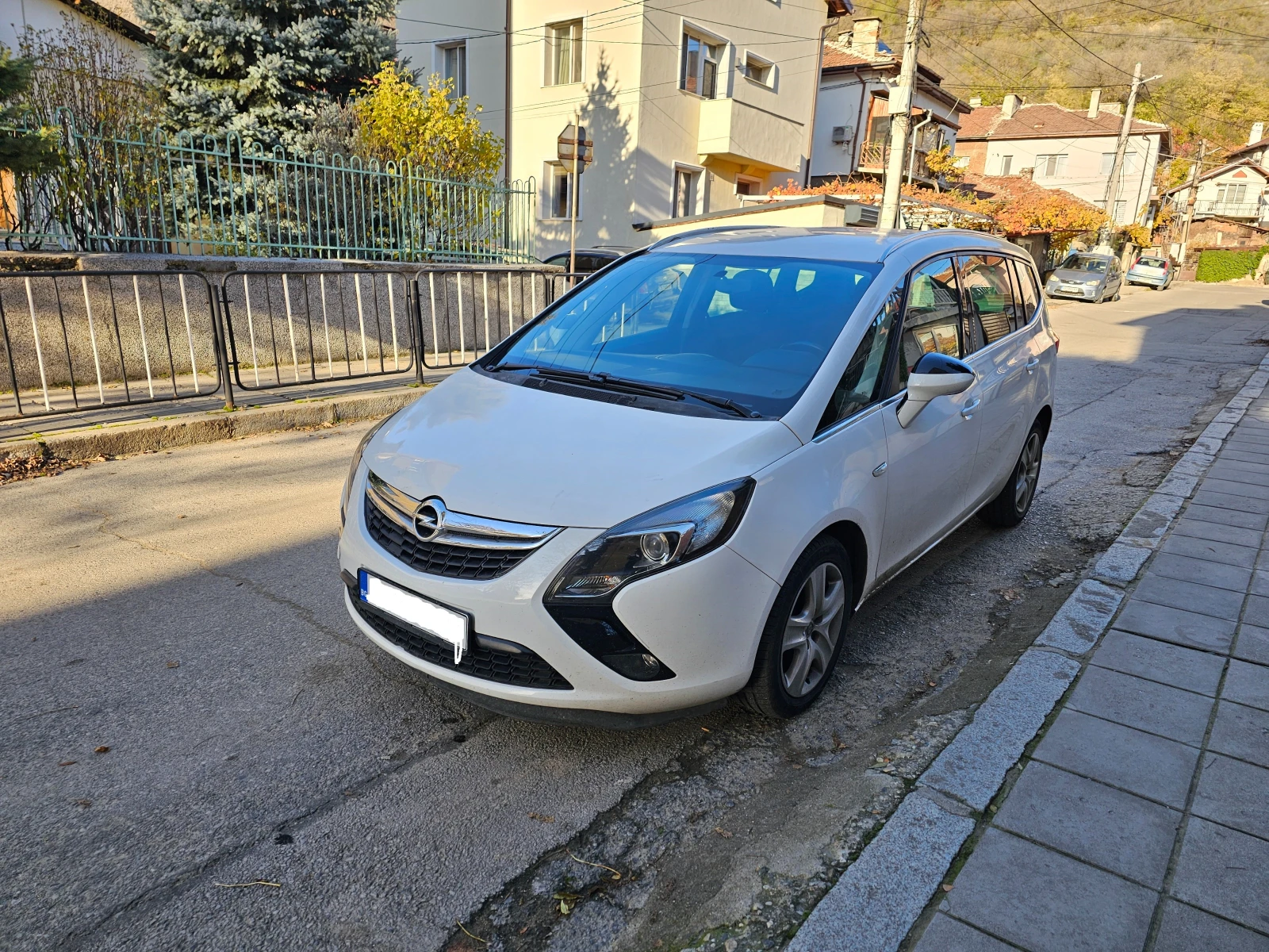 Opel Zafira TOURER, снимка 1