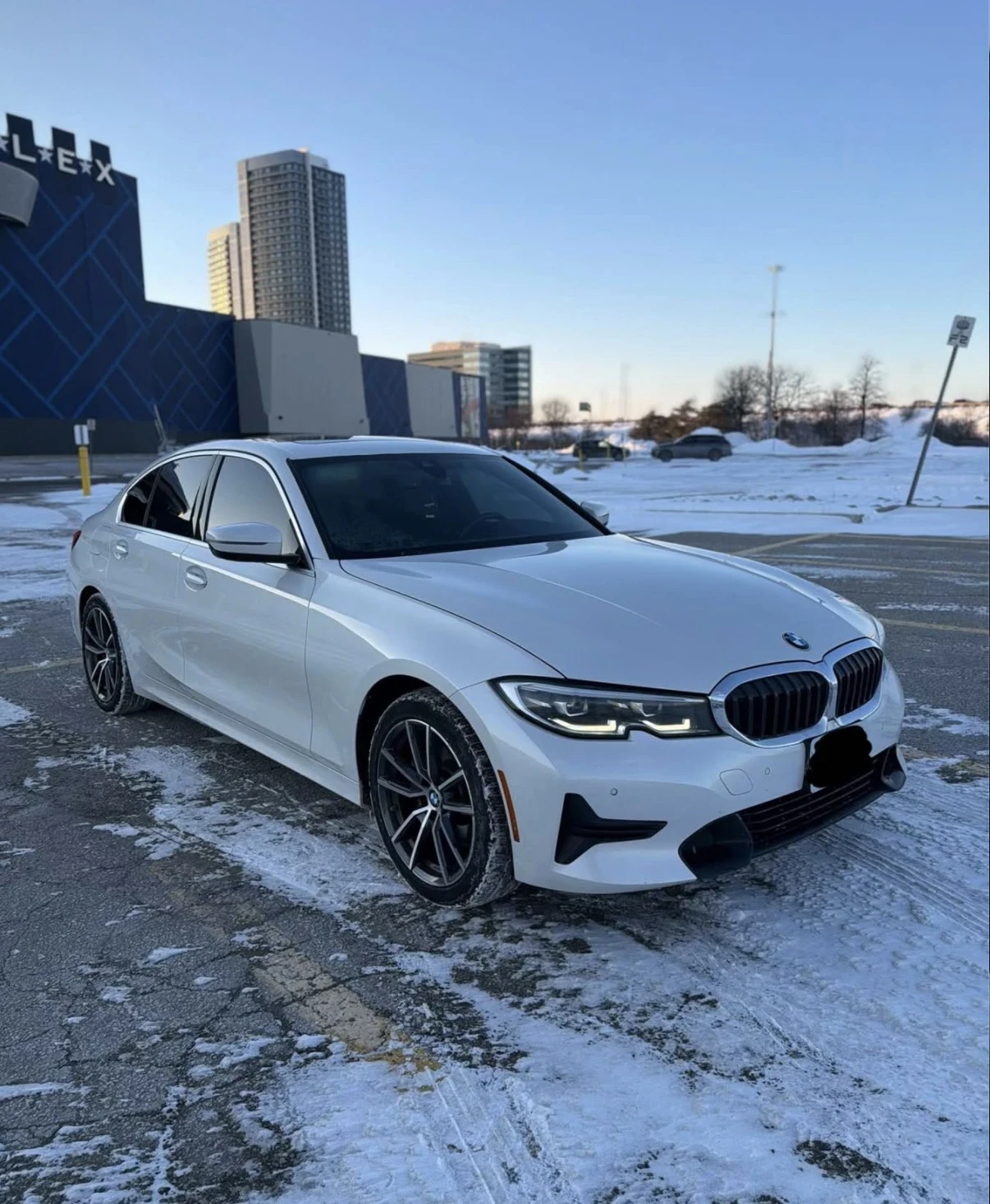 BMW 330 * * CARFAX * * АВТО КРЕДИТ * * , снимка 1