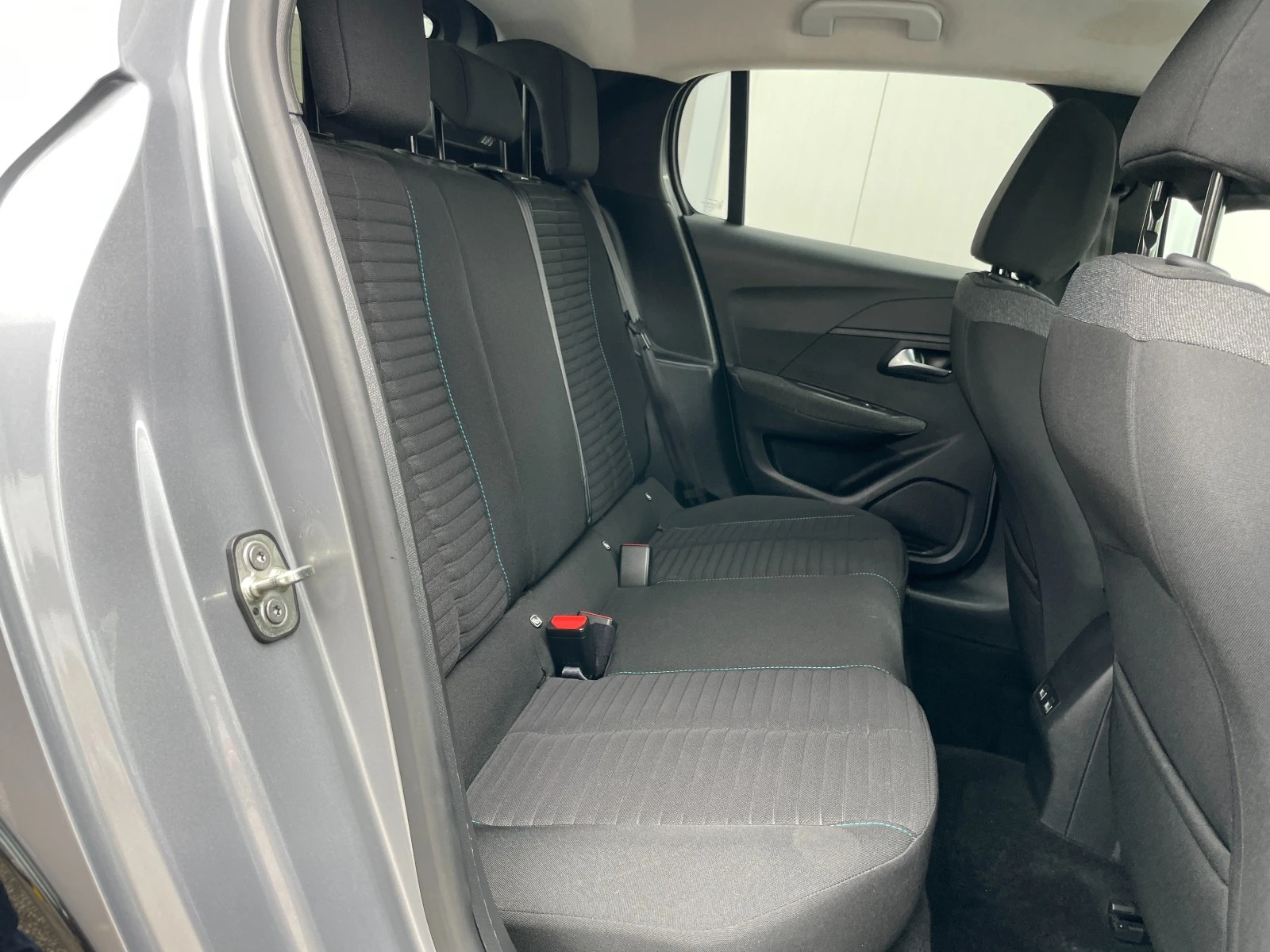 Peugeot 208 electric drive 100 kW Style | Mobile.bg   16