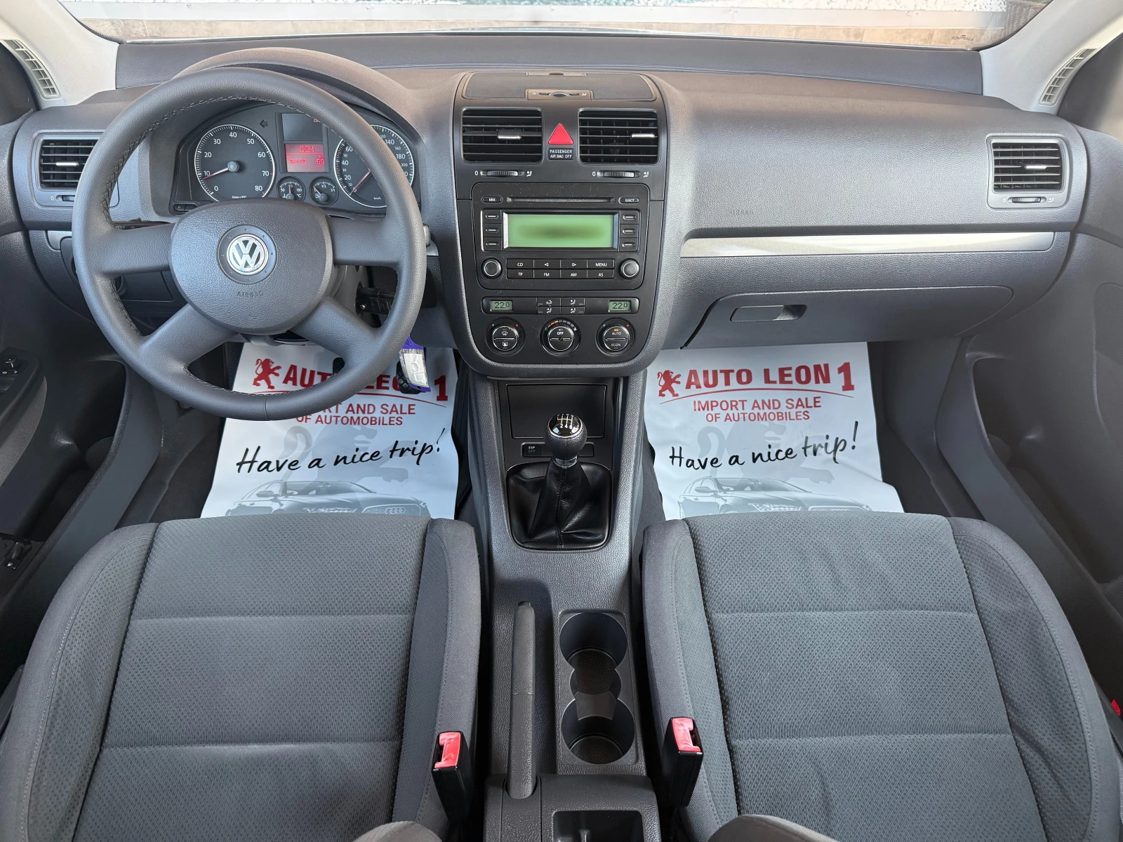 VW Golf 1.6i TOP - изображение 8