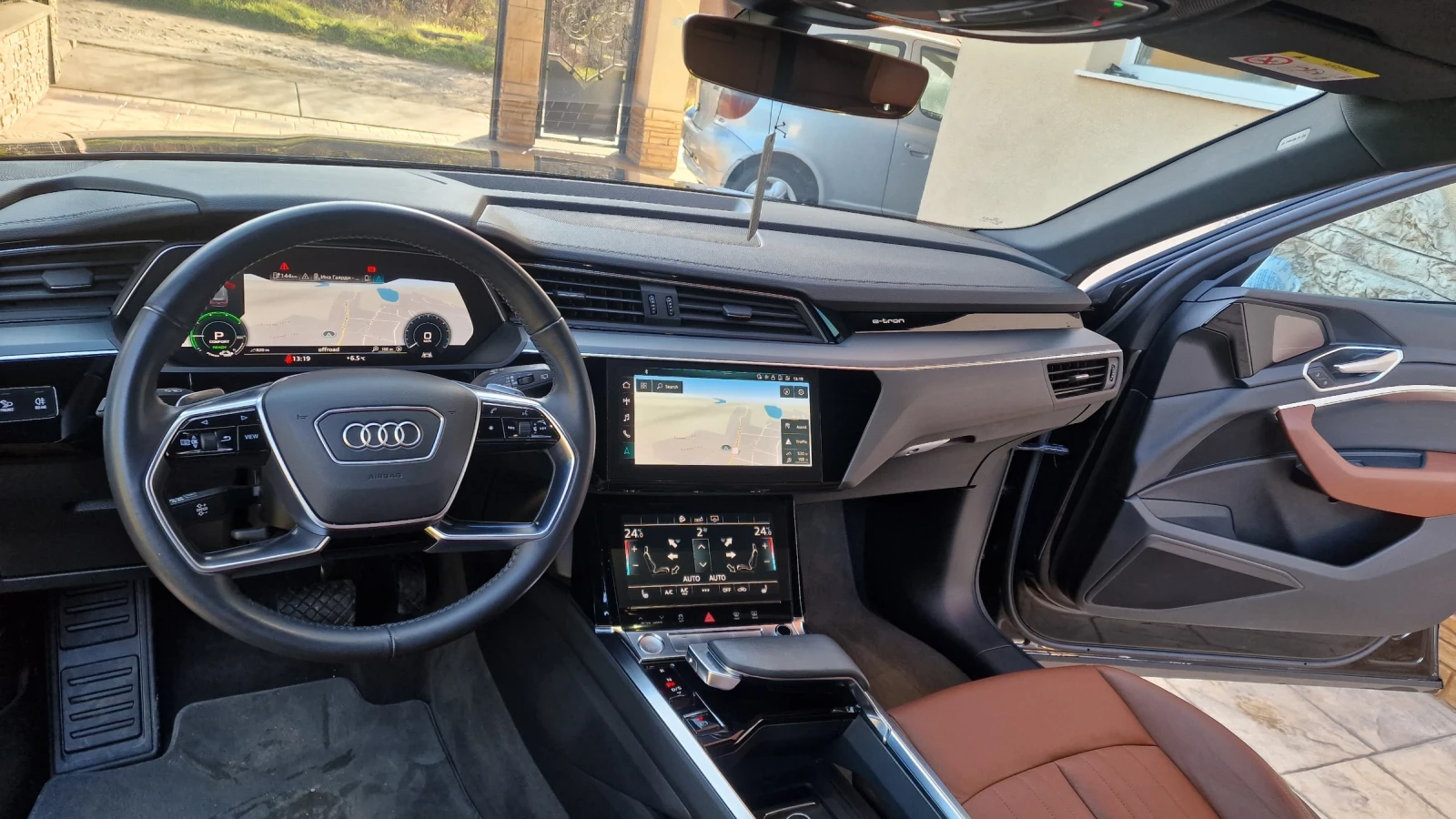 Audi E-Tron 50 S-line-Quattro-23 500 km. | Mobile.bg � ����������� 12
