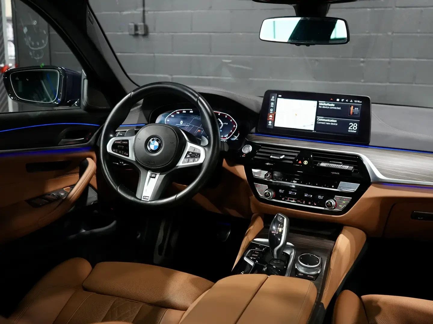 BMW 530 HARMAN-KARDON/HEAD-UP/CARPLAY/LANE DEPARTURE | Mobile.bg   11