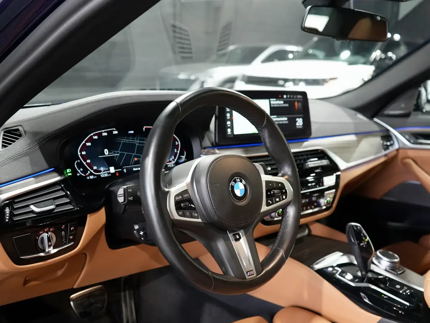 BMW 530 HARMAN-KARDON/HEAD-UP/CARPLAY/LANE DEPARTURE | Mobile.bg   10