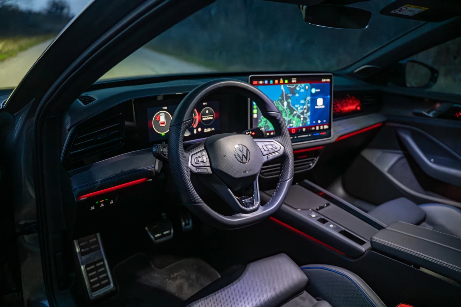 VW Passat Passat 9 R-Line Plus 2.0 TDI DSG 4MOTION - изображение 5