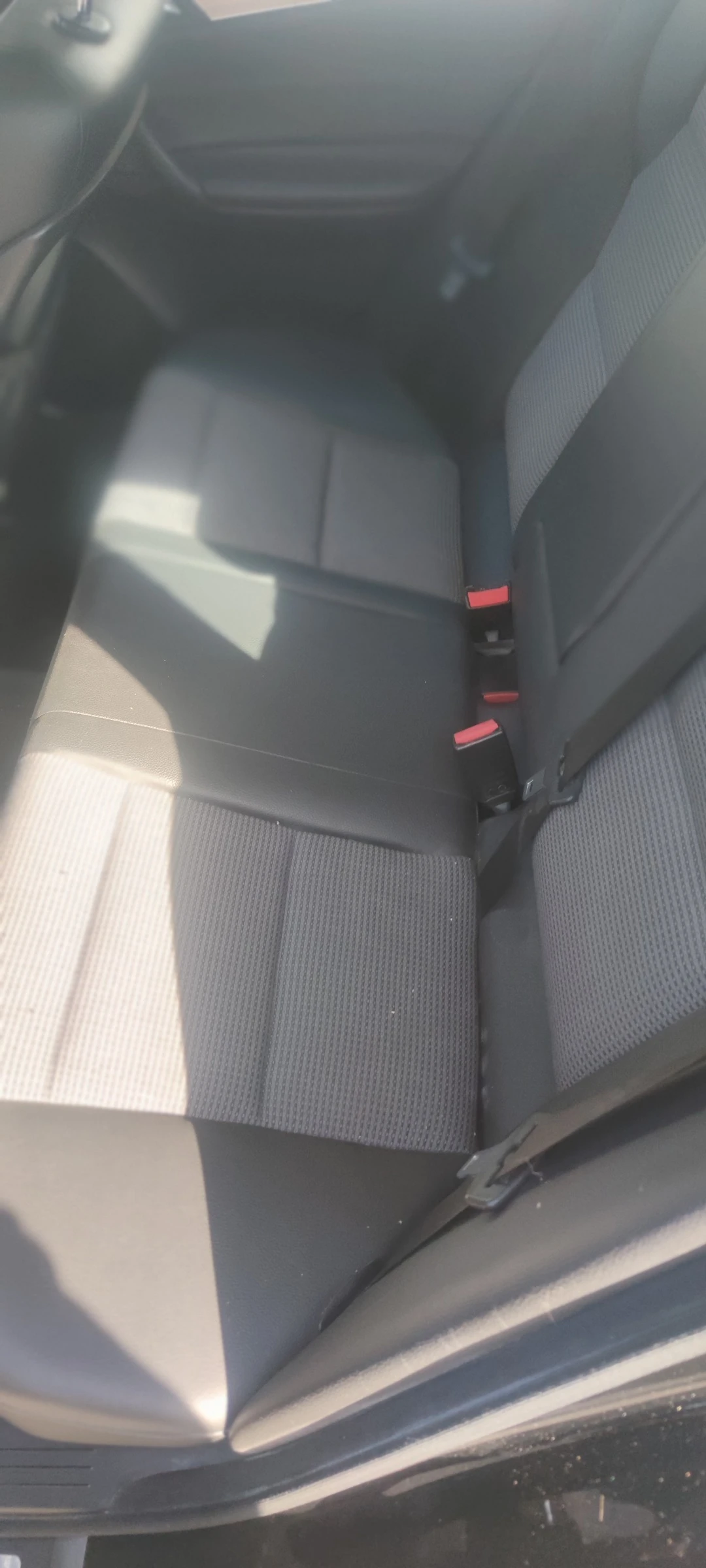 Mercedes-Benz C 180 Avangard, снимка 7 - Автомобили и джипове - 53906649