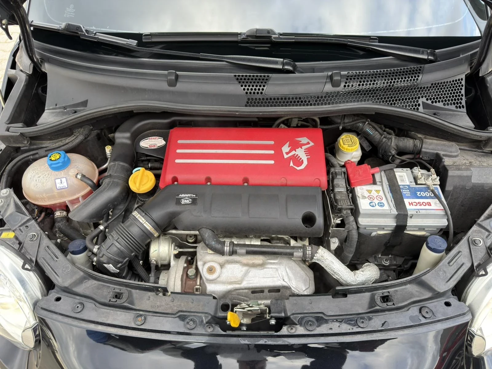 Abarth 595 1.4 T-Jet Competizione/70th Anniversary/Euro6, снимка 14 - Автомобили и джипове - 53936676