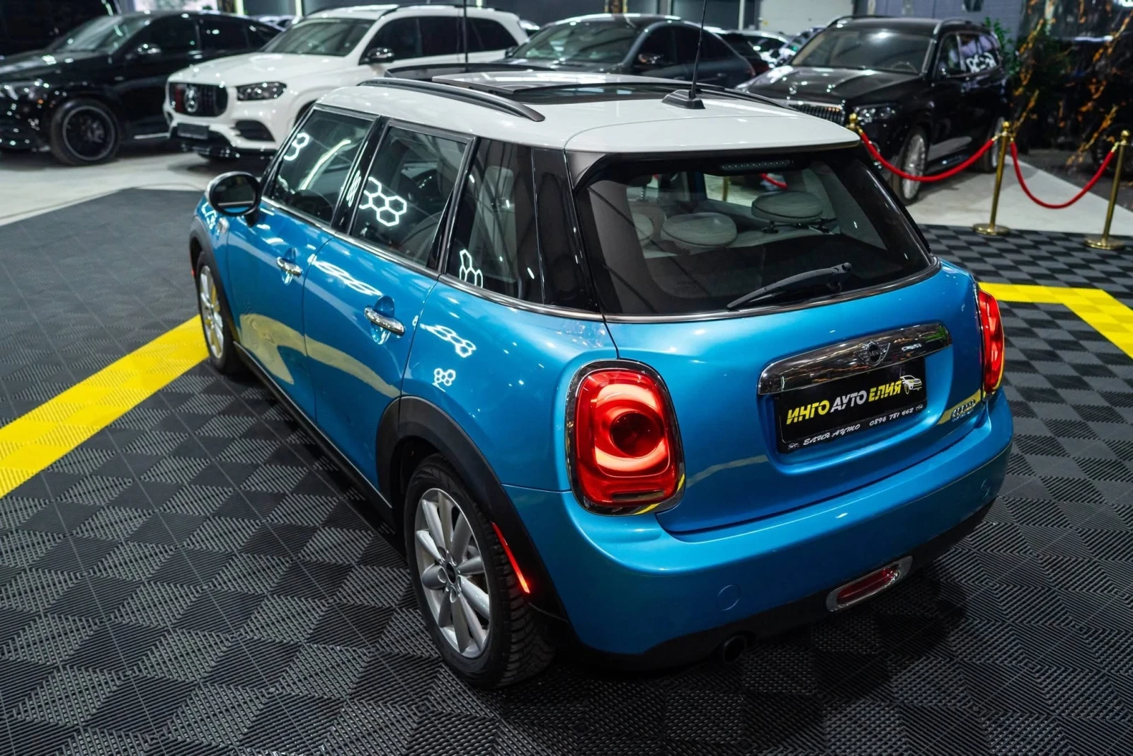 Mini Cooper 1.6D NAVI РЯДКА КОЖА ПАНО H&K ЛИЗИНГ 100%, снимка 6 - Автомобили и джипове - 53941815