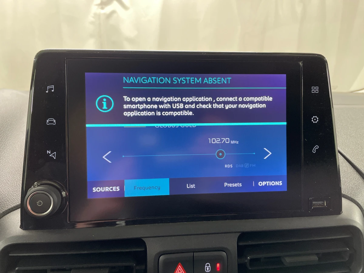Citroen Berlingo e-Berlingo 50 kWh - N1 Електричество, снимка 4 - Автомобили и джипове - 54214237