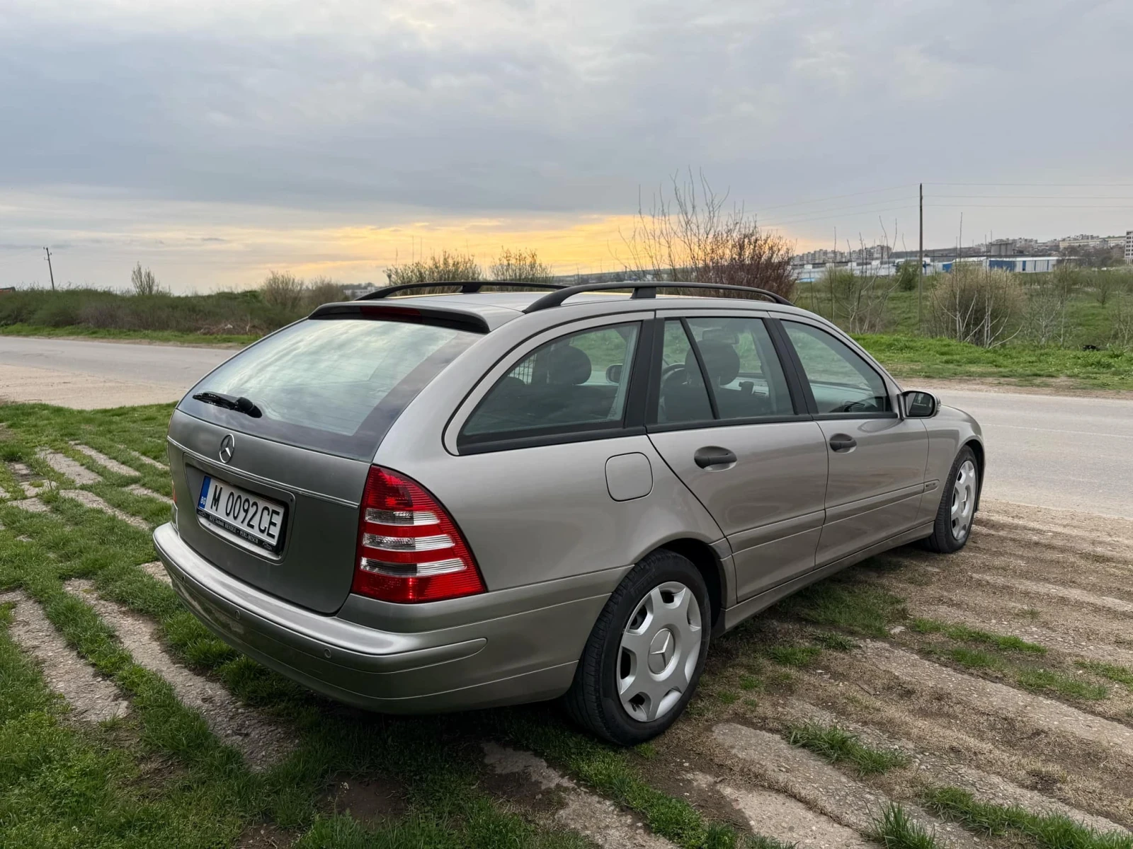 Mercedes-Benz C 220 2.2 CDI 150кс, снимка 4 - Автомобили и джипове - 54566209