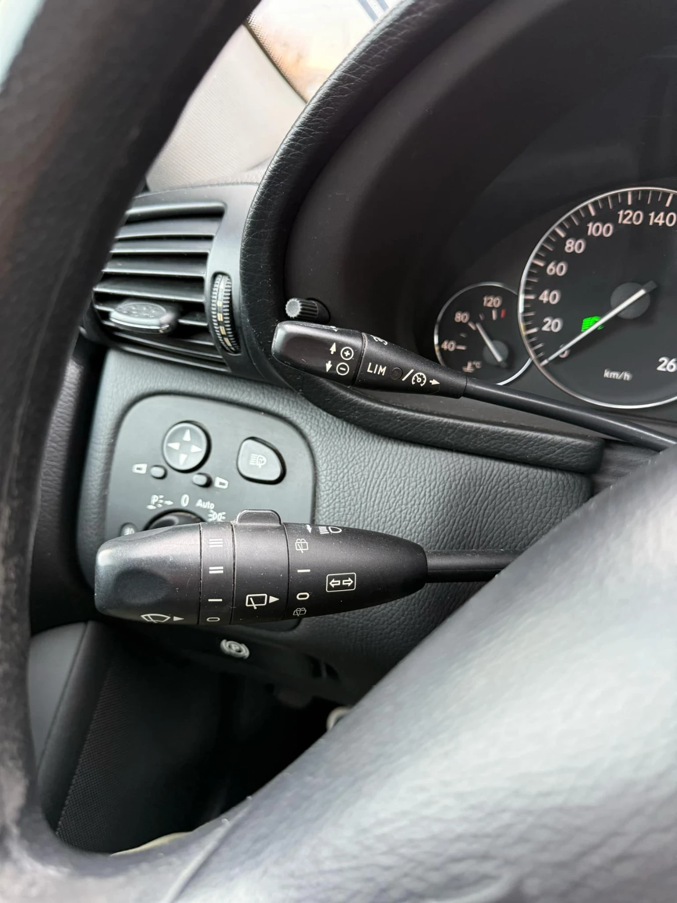 Mercedes-Benz C 220 2.2 CDI 150кс, снимка 10 - Автомобили и джипове - 54566209