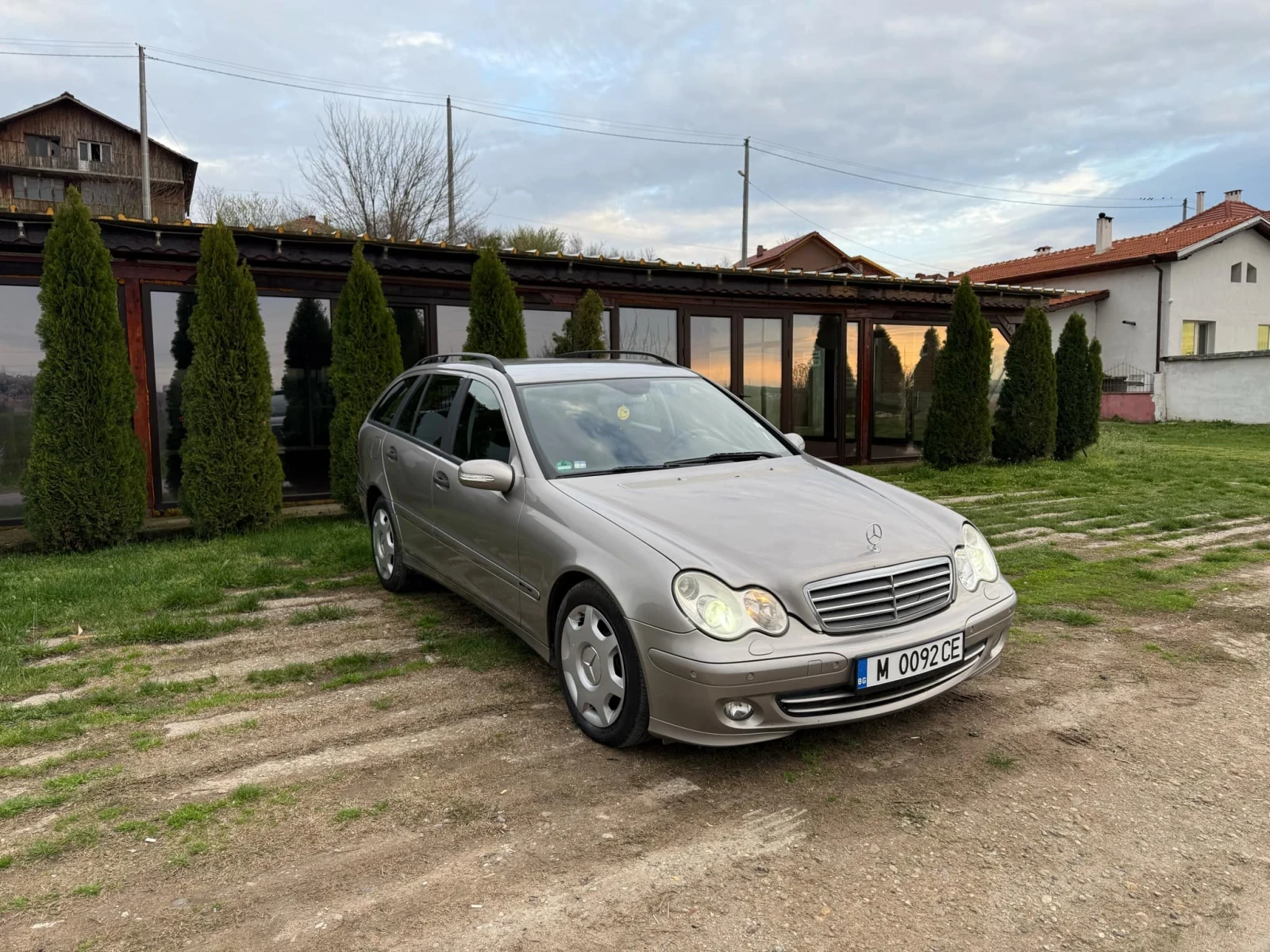 Mercedes-Benz C 220 2.2 CDI 150кс, снимка 3 - Автомобили и джипове - 54566209