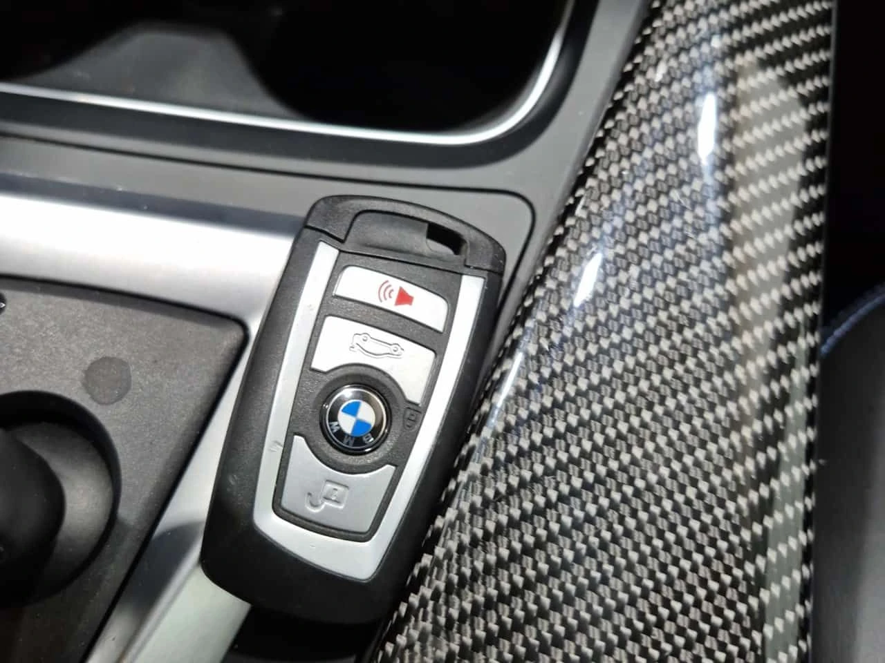 BMW M3 * 4dr Sdn * CARFAX * ЦЕНА ДО БГ, снимка 17 - Автомобили и джипове - 54727346