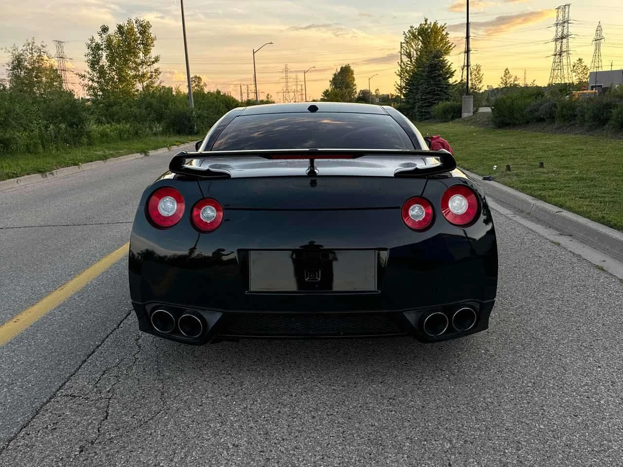 Nissan Gt-r * Premium * АВТОКРЕДИТ БЕЗ ПЪРВОНАЧАЛНА ВНОСКА* , снимка 4 - Автомобили и джипове - 55022394
