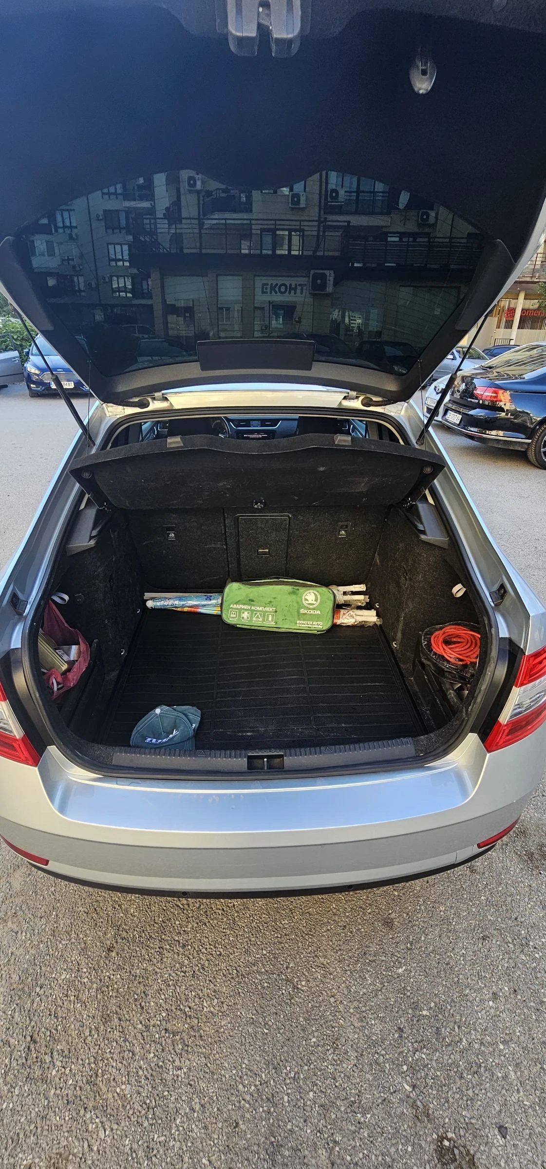 Skoda Octavia 2.0 дизел 150 кс. / 7 DSG / 4х4, снимка 5 - Автомобили и джипове - 55156440