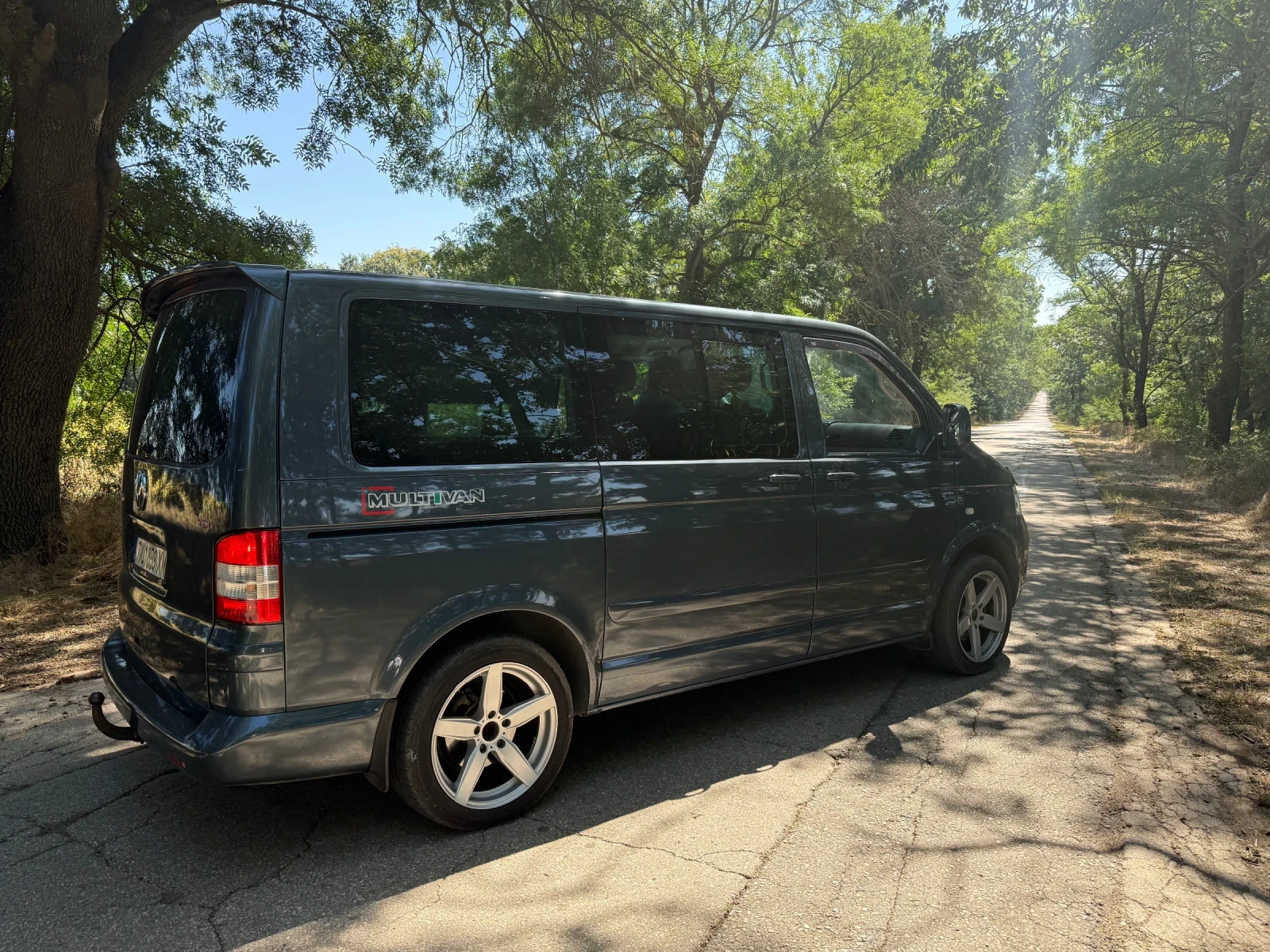 VW Multivan, снимка 3 - Автомобили и джипове - 55900888