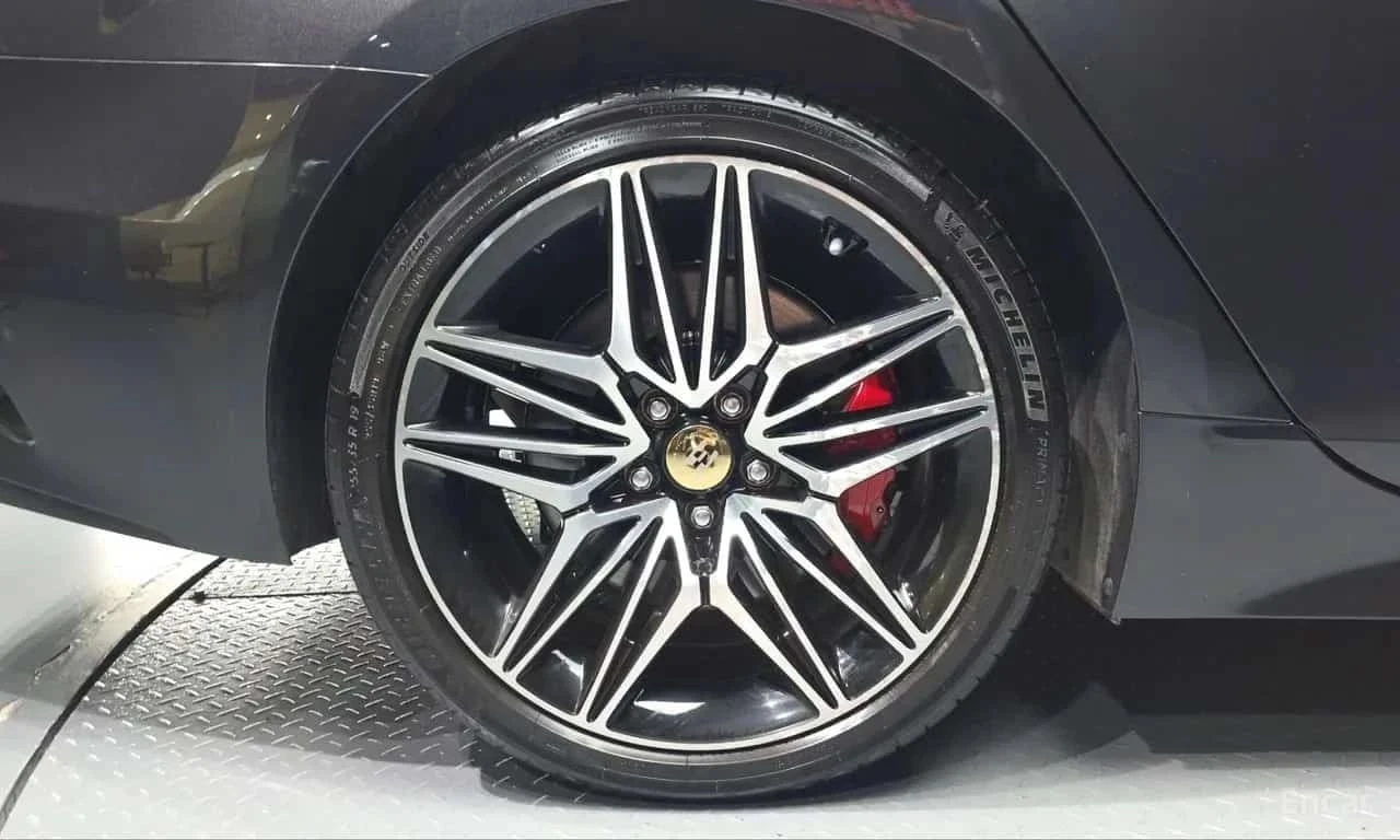 Kia Stinger, снимка 5 - Автомобили и джипове - 56730289