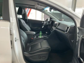 Kia Sportage 2.0CRDi Platinum Edition 4WD/Сервизна история, снимка 6