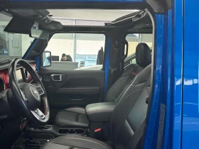 Jeep Gladiator * Rubicon * PANO* KEYLESS* NAVI*  - 31650 € / 61902.02 лв. - 46709051 10