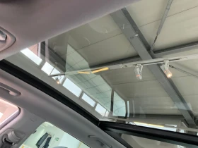 Kia Sportage 2.0CRDi Platinum Edition 4WD/Сервизна история - 21900 € / 42832.68 лв. - 95592588 9