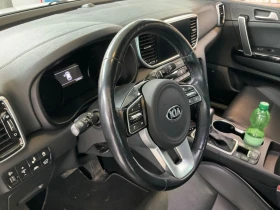 Kia Sportage 2.0CRDi Platinum Edition 4WD/Сервизна история - 21900 € / 42832.68 лв. - 95592588 5