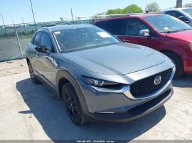 ������ Mazda CX-30