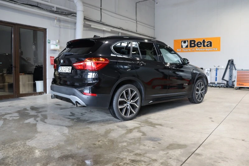 BMW X1, снимка 3 - Автомобили и джипове - 48374764