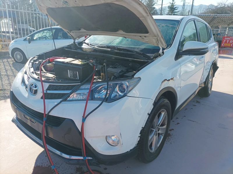 Toyota Rav4 2.0D- НА ЧАСТИ , снимка 2 - Автомобили и джипове - 52815260