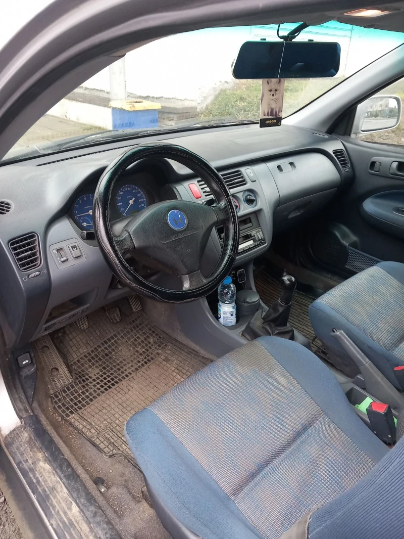 Honda Hr-v, снимка 5 - Автомобили и джипове - 53357782