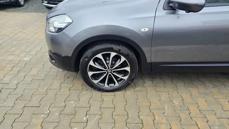 Nissan Qashqai 1.6* 131кс* фейслифт, снимка 16 - Автомобили и джипове - 53464822