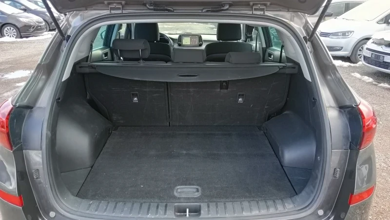 Hyundai Tucson 2.0crdi 185к.с Face Lift , снимка 11 - Автомобили и джипове - 53584168