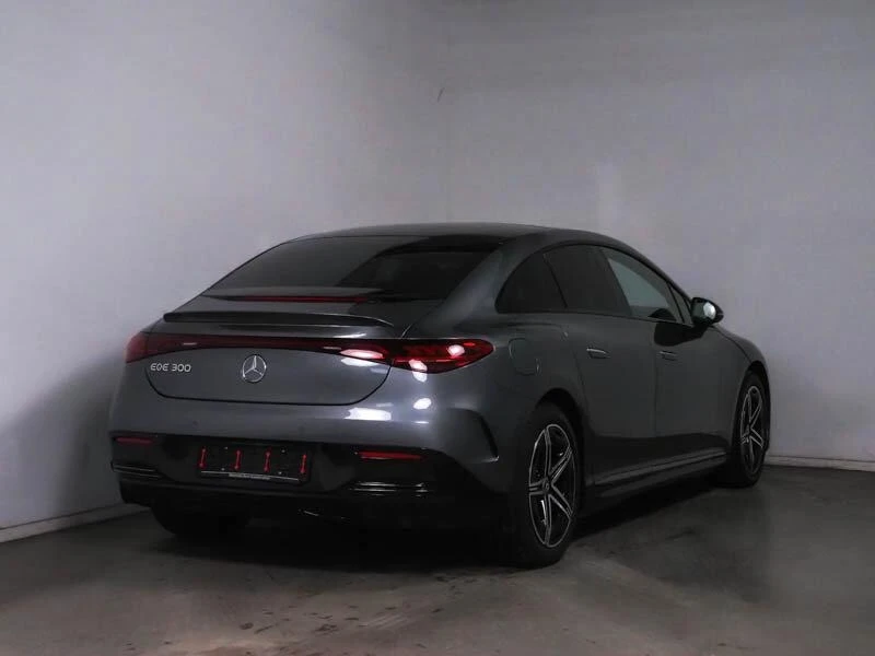 Mercedes-Benz EQE 300/ AMG/ NIGHT/ PANO/ DISTRONIC/ KEYLESS/ - изображение 4