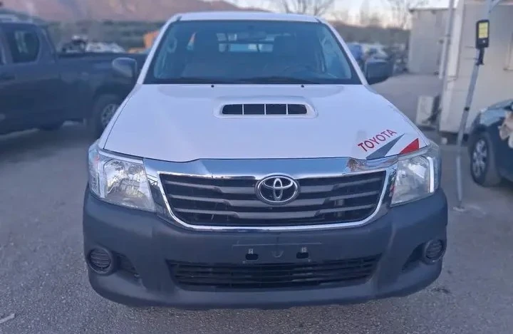 Toyota Hilux, снимка 6 - Автомобили и джипове - 54127982