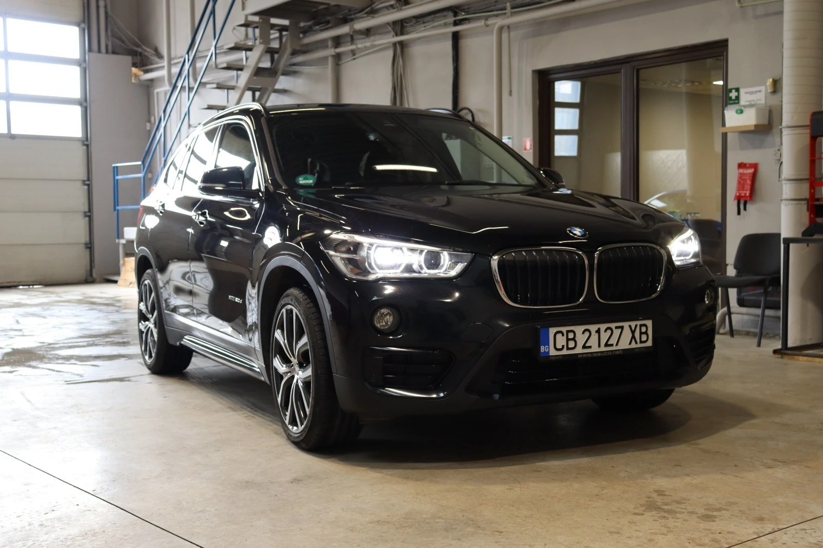 BMW X1  - изображение 2