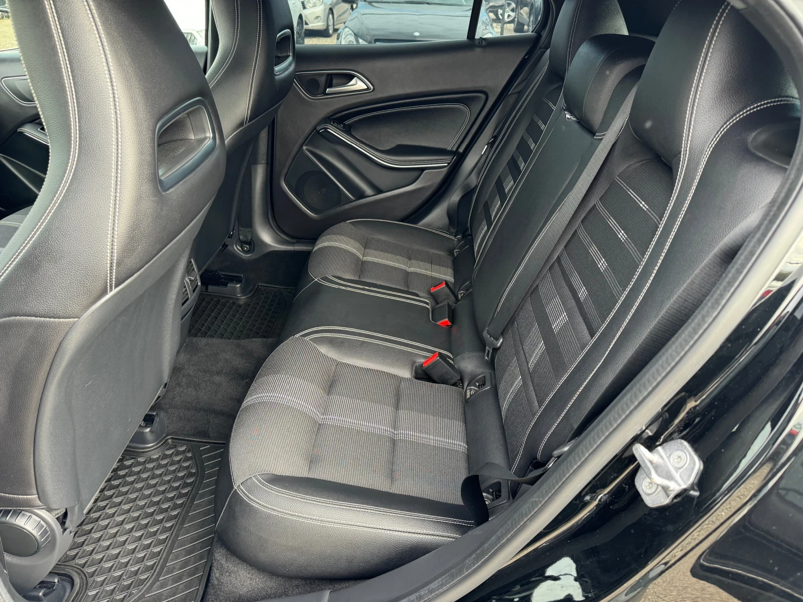 Mercedes-Benz GLA 200 2.2d 136hp CROS EVRO6  | Mobile.bg   12