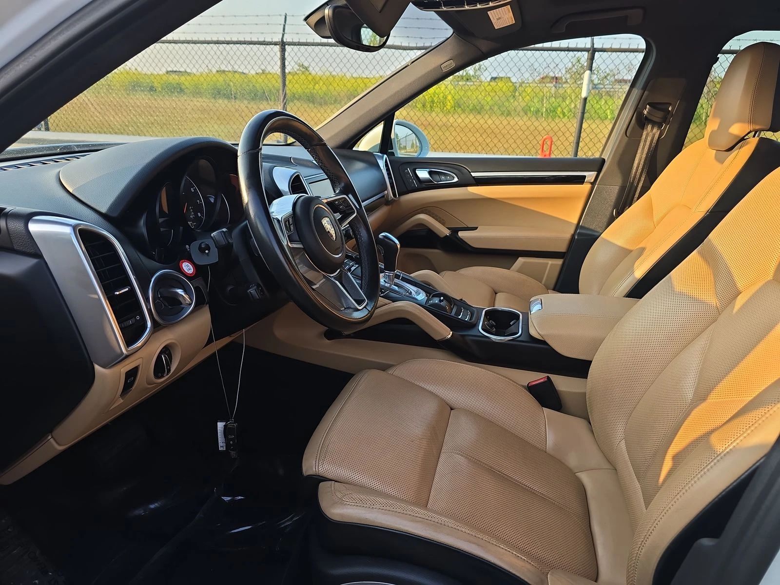 Porsche Cayenne FACELIFT* 3.6* LANE ASSIST* ПОДГРЕВ* ОБДУХ* KEYLES - изображение 10