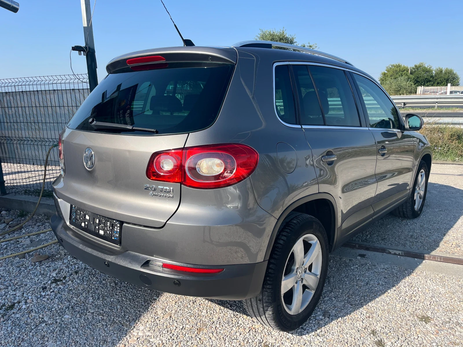 VW Tiguan 2.0TDi 4Motion Sportline - изображение 4
