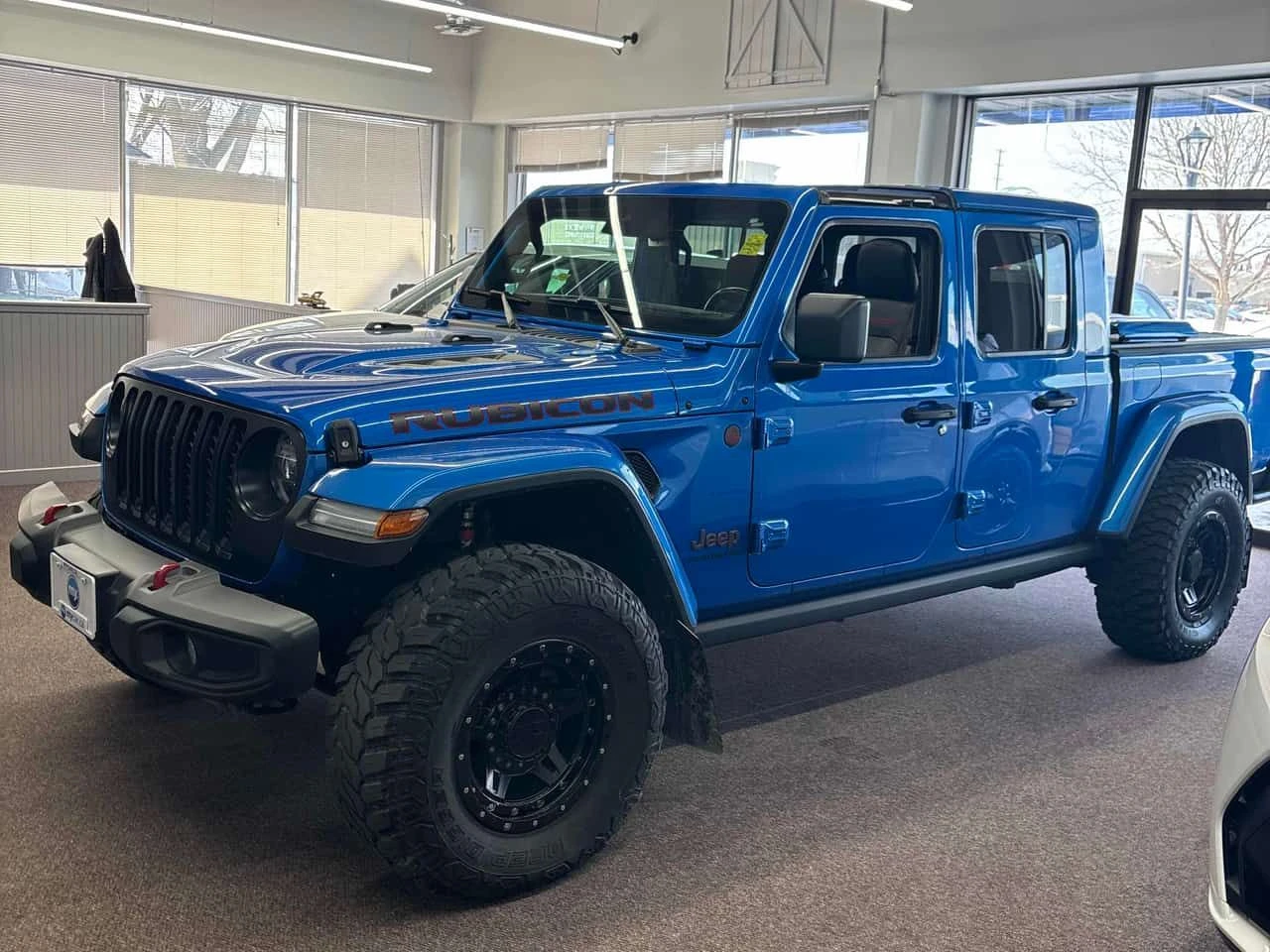 Jeep Gladiator * Rubicon * PANO* KEYLESS* NAVI*  - изображение 2