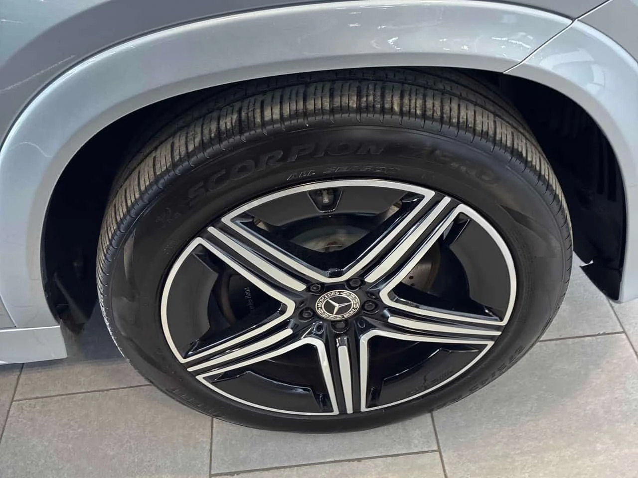 Mercedes-Benz GLE 450 PANO/360/ПРЕДСТАВИТЕЛСТВО НА MERCEDES  - изображение 6