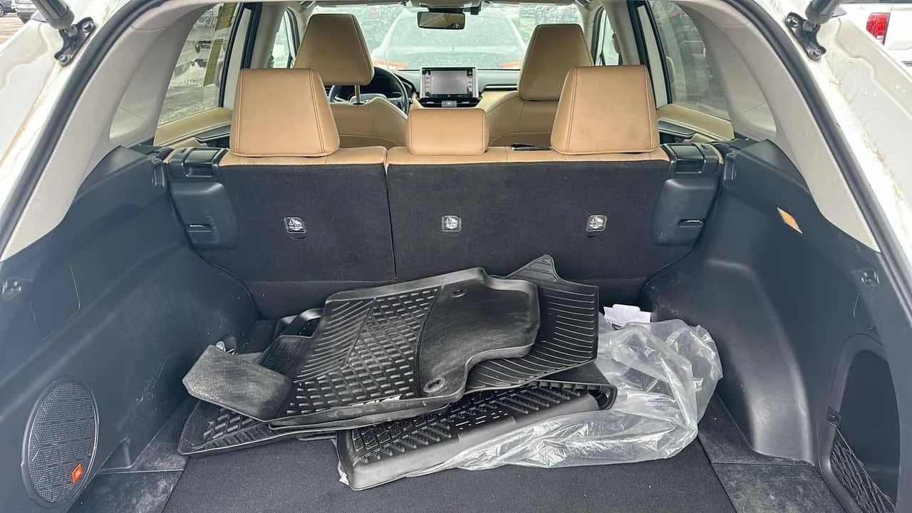 Toyota Rav4 HYBRID LIMITED/CARFAX//�������/����/2 �����/JBL | Mobile.bg � ����������� 11