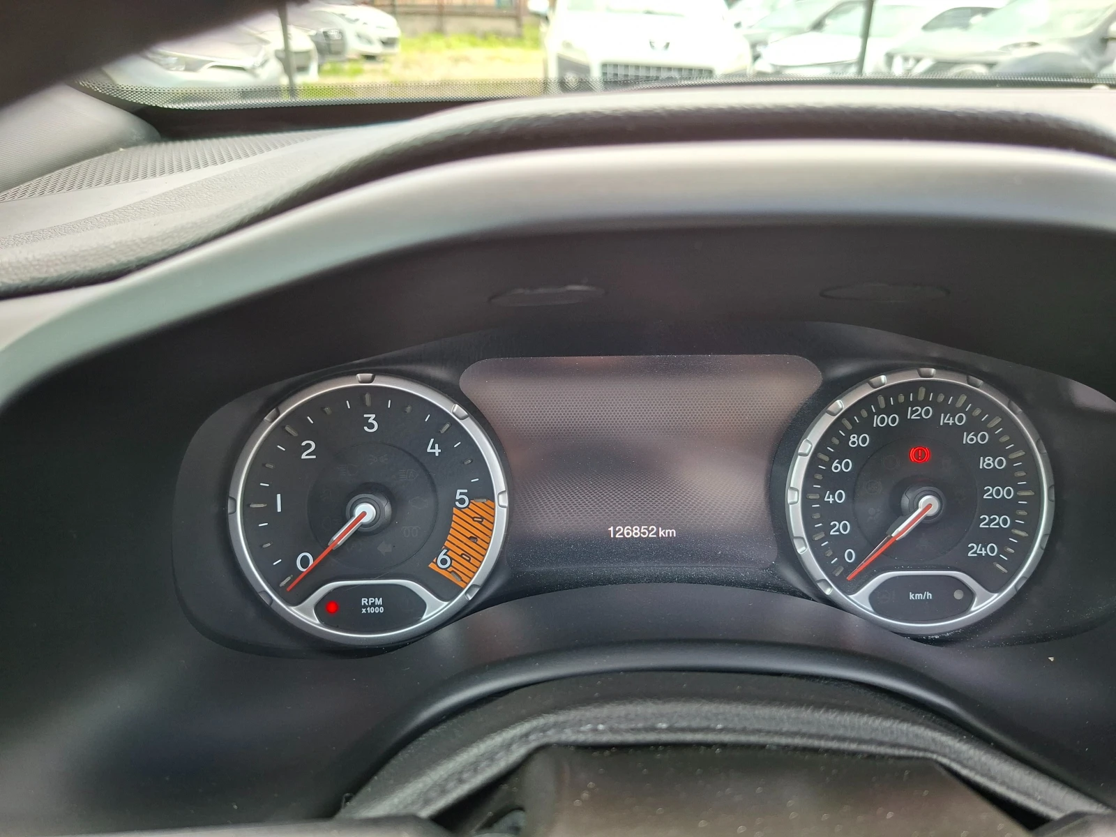 Jeep Renegade NAVIG/PANORAMA/KLIMATRONIK, снимка 13 - Автомобили и джипове - 54607337