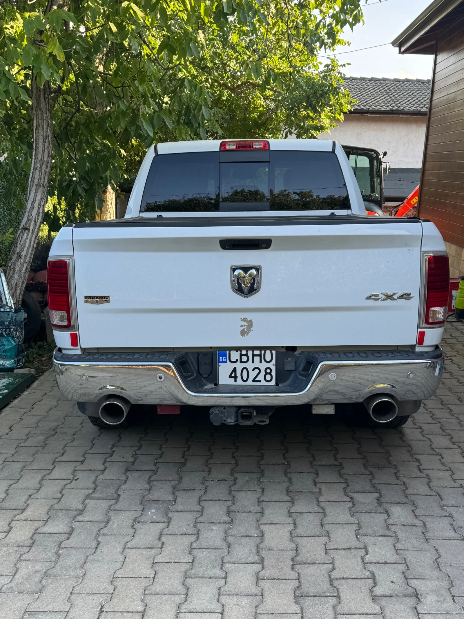 Dodge RAM 1500 Laramie, снимка 4 - Автомобили и джипове - 55618718