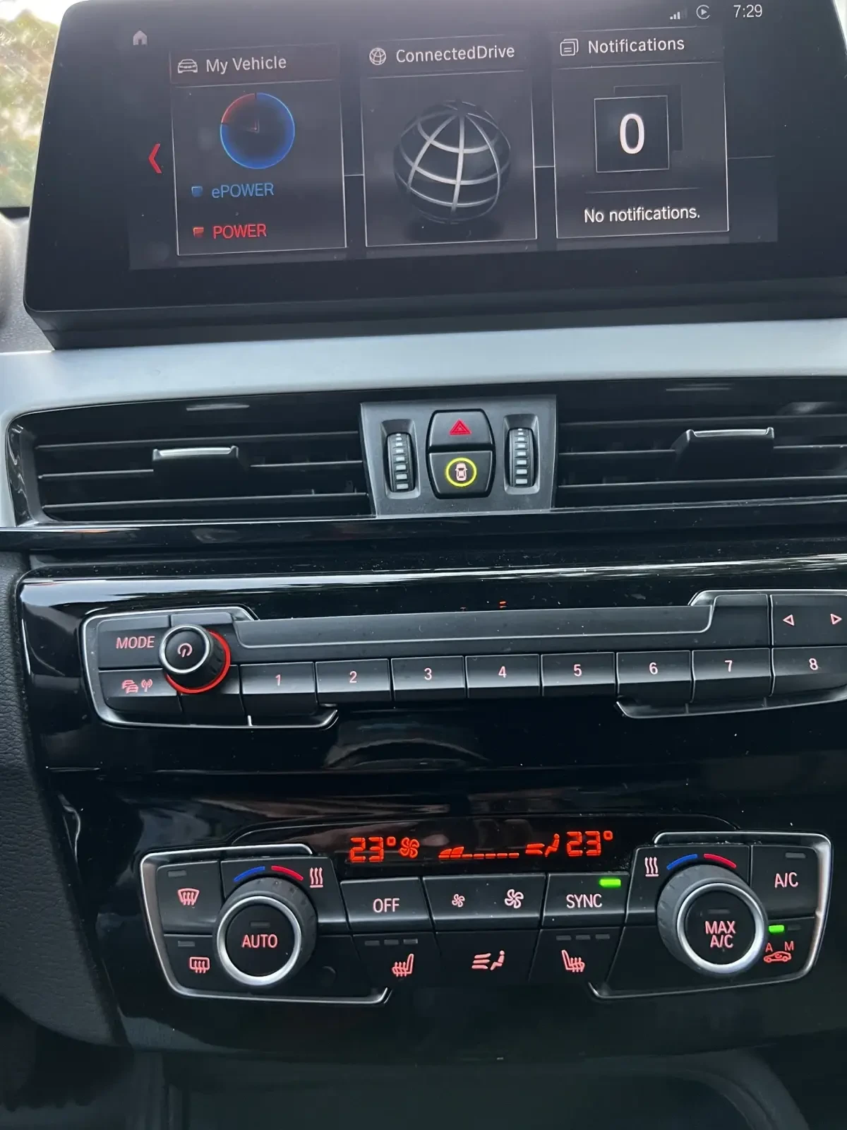 BMW X1 xDrive 25e, КОЖА, Head up, , снимка 16 - Автомобили и джипове - 56041086